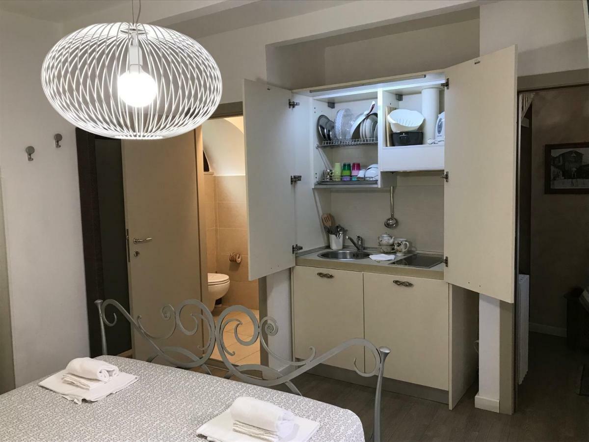 B&B Albornoz Урбіно Екстер'єр фото