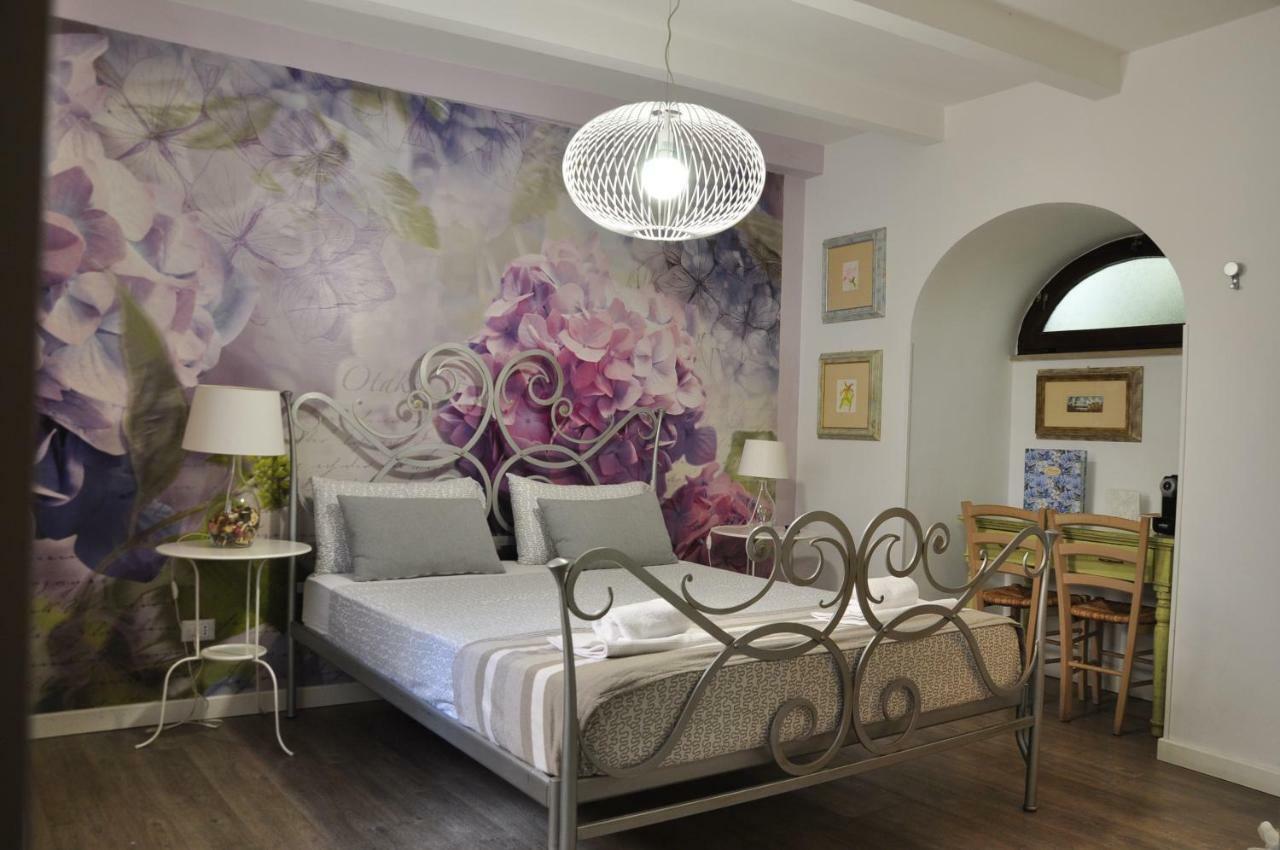 B&B Albornoz Урбіно Екстер'єр фото